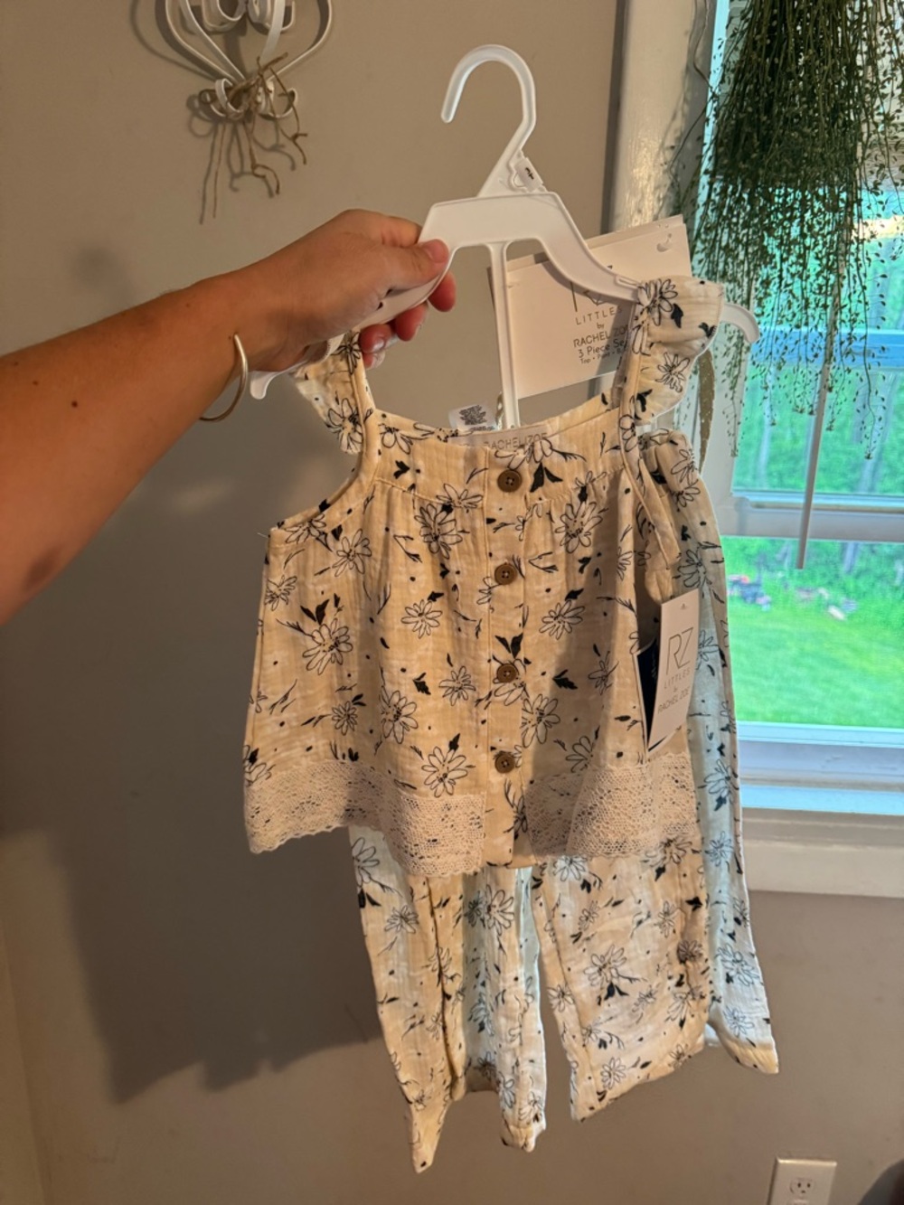 3T outfit/dress bundle NWT